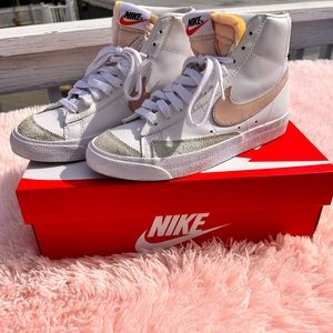 Size 8 - Nike Blazer '77 Vintage Mid White Pink Oxford W